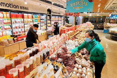 新疆土特產與電子產品 消費扶貧專區的多元魅力